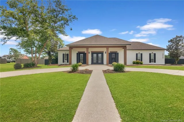 $337,500 | 1773 Jessica Drive, Lake Charles, LA 70611