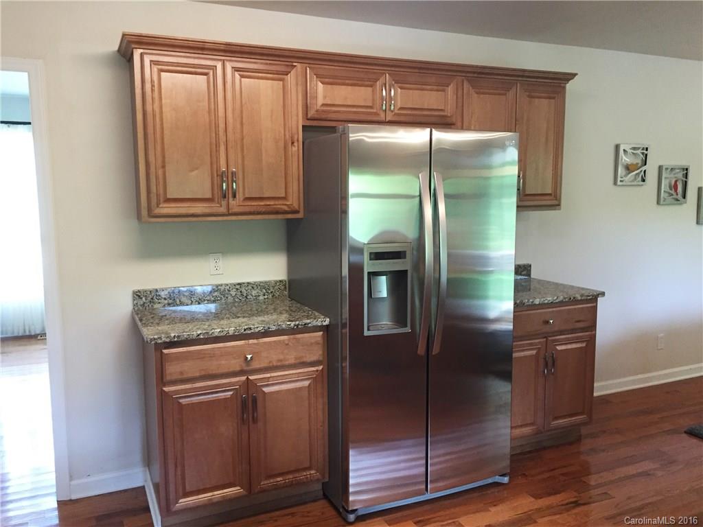 213 Old Newfound Road Leicester, NC 28748 - Photo 10 of 19