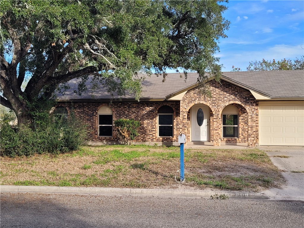 900 3rd Street Sinton, TX 78387 - Photo 17 of 21