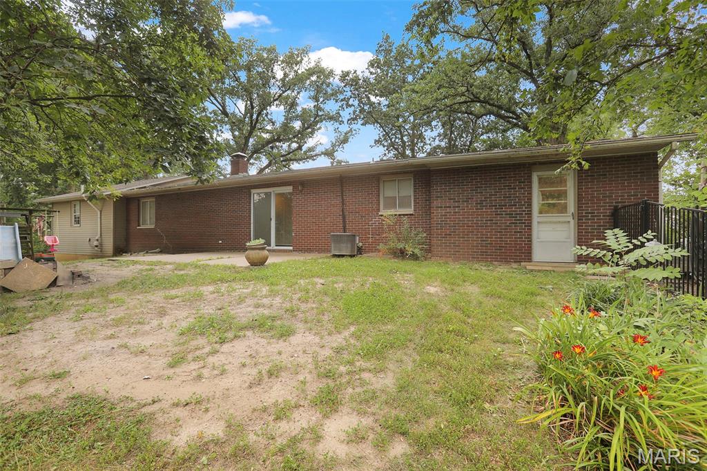 8336 Highway 159 Dorsey, IL 62021 - Photo 28 of 34