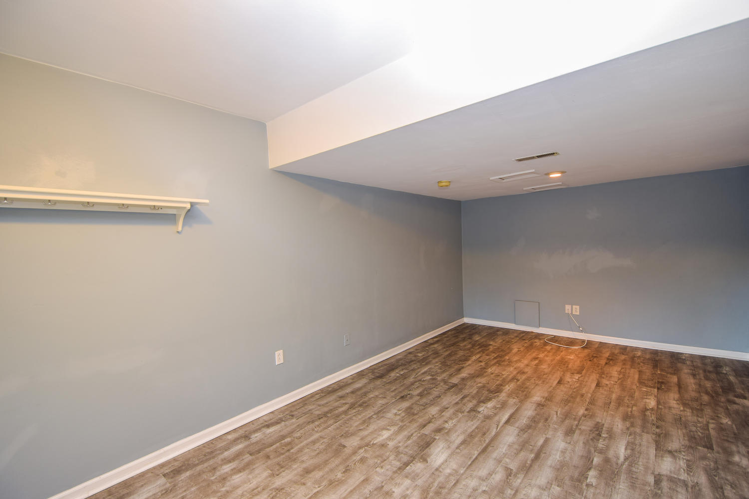 3107 Corbieshaw Road Southwest Roanoke, VA 24015 - Photo 15 of 28 3107 Corbieshaw Rd SW Roanoke-large-018-