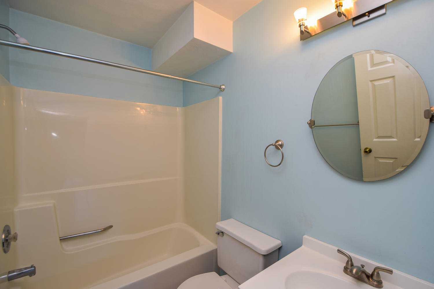3107 Corbieshaw Road Southwest Roanoke, VA 24015 - Photo 8 of 28 3107 Corbieshaw Rd SW Roanoke-large-011-