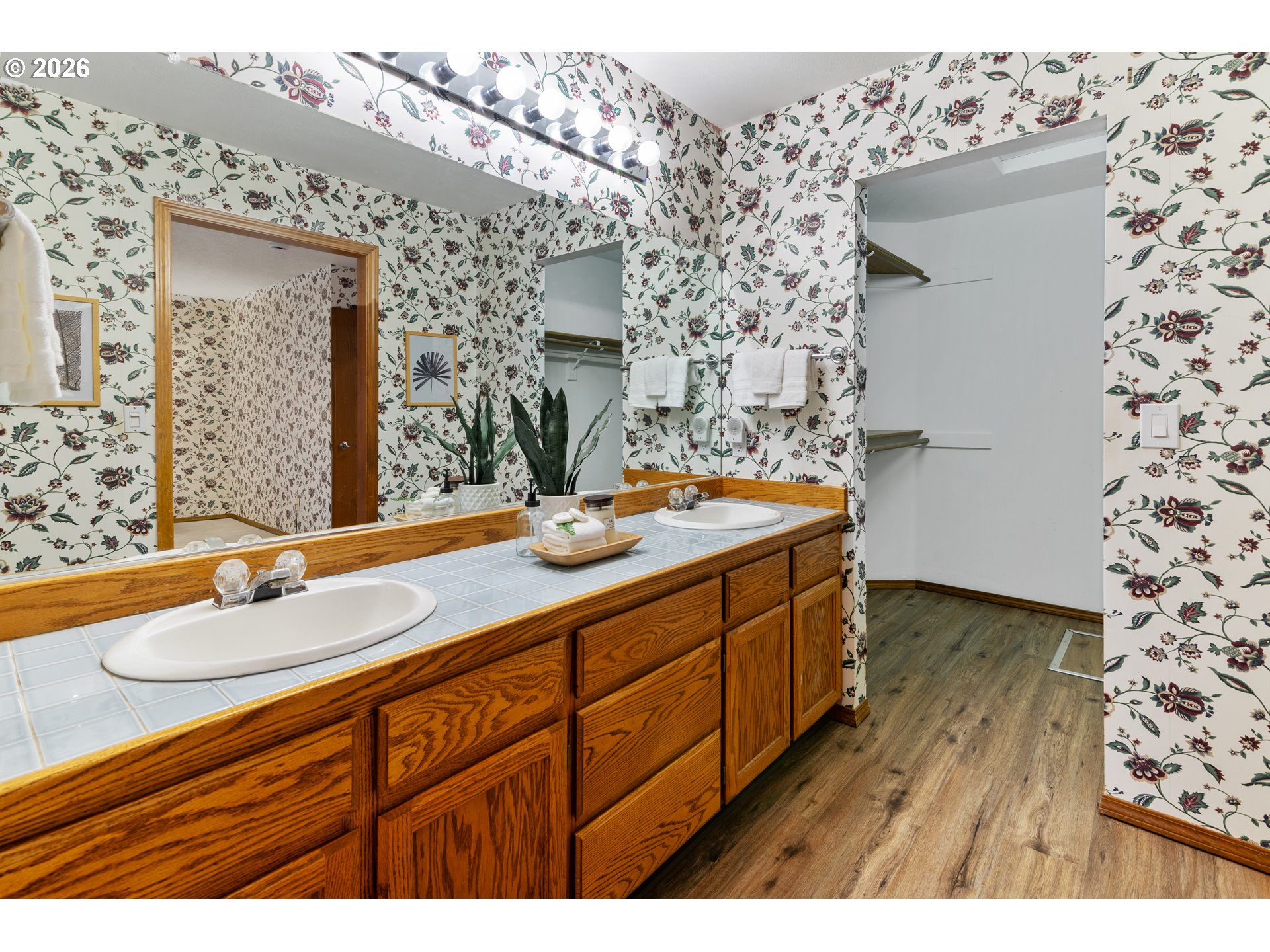2730 Northeast Roberts Avenue Gresham, OR 97030 - Photo 25 of 43 a bathroom with a sink and a mirror
