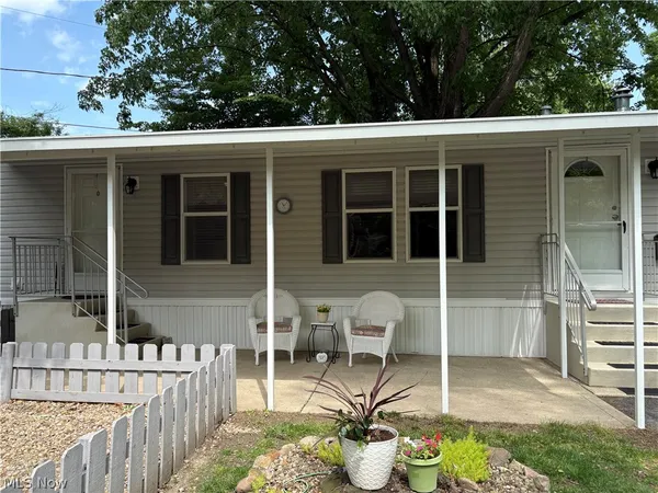 $69,900 | 195 Spruce Lane, Mentor, OH 44060