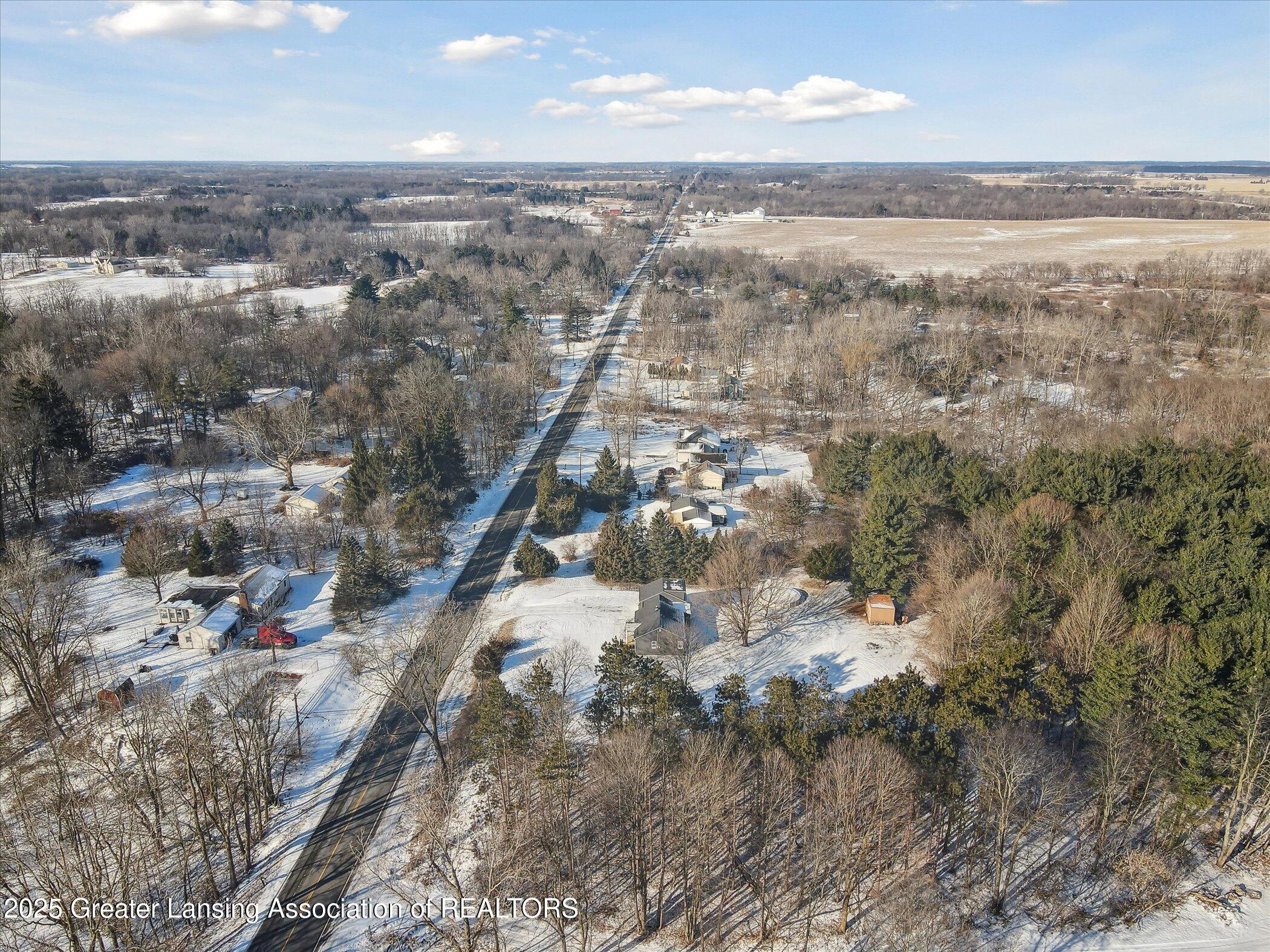 5353 East Clark Road Bath, MI 48808 - Photo 34 of 42 40-5353-Clark-Rd-Bath-Twp-MI-48808-Windo
