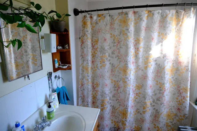 $250,000 | 122 North Avenue, St. Johnsbury, VT 05819