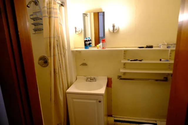 $250,000 | 122 North Avenue, St. Johnsbury, VT 05819