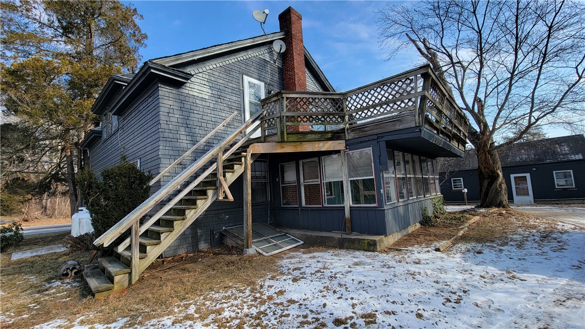 116 Putnam Pike Glocester, RI 02814 - Photo 4 of 21