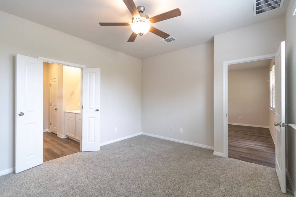 544 View Drive Georgetown, TX 78628 - Photo 19 of 39
