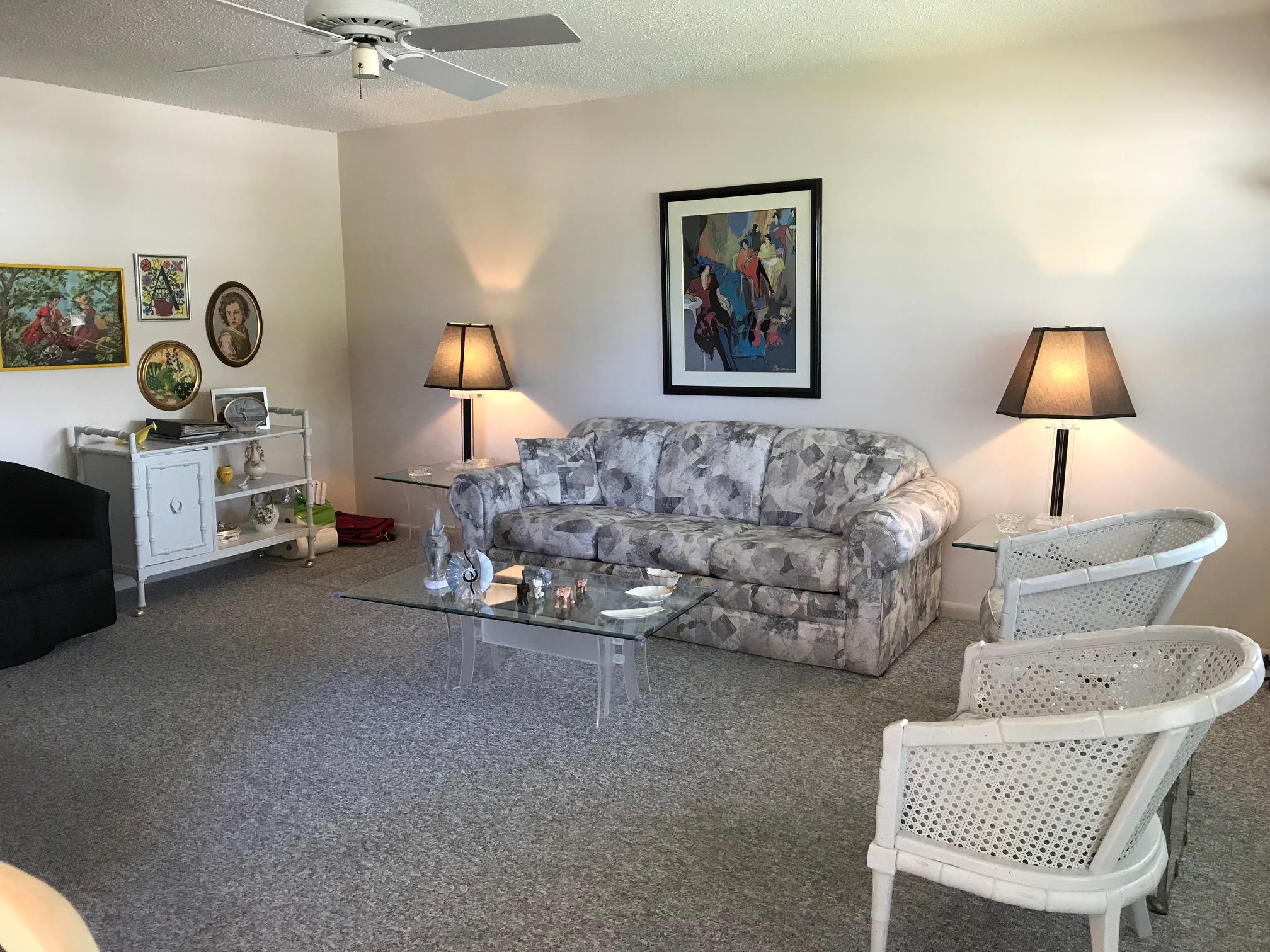 469 Durham Deerfield Beach, FL 33442 - Photo 3 of 13 LIVING ROOM