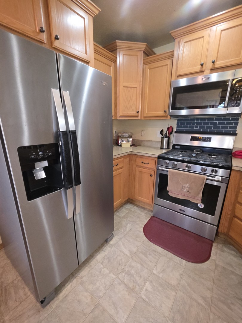 201 3rd Street Clay City, IL 62824 - Photo 23 of 92