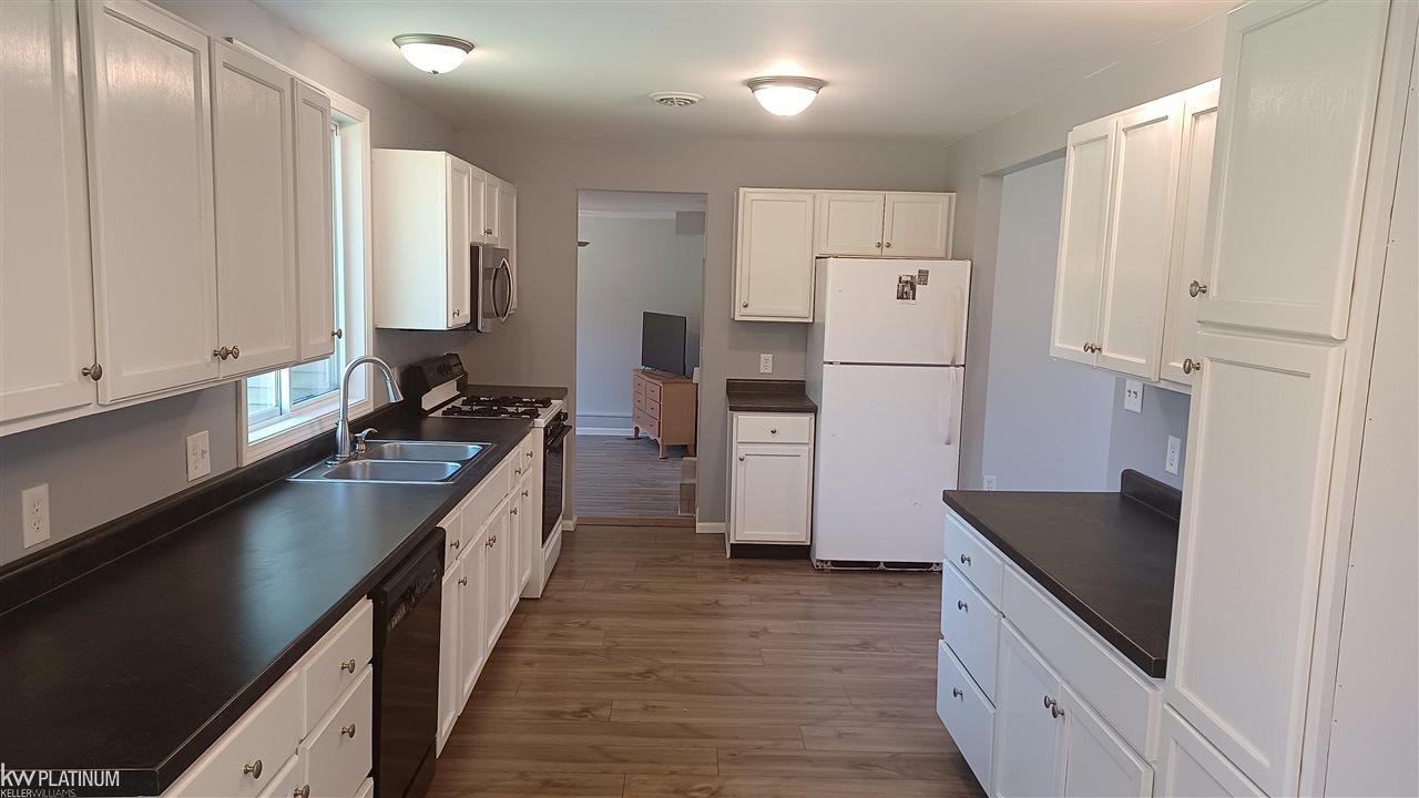 3262 Rabidue Road North Street, MI 48049 - Photo 10 of 37 50073772-10.JPG