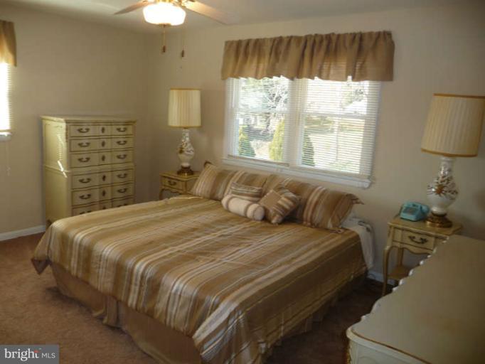 3712 Parkfield Road Baltimore, MD 21244 - Photo 18 of 24 Bedroom (Master)