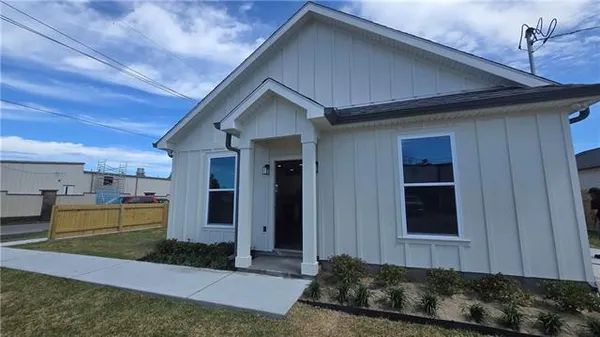 $1,850 | 3625 Park Boulevard, Chalmette, LA 70043
