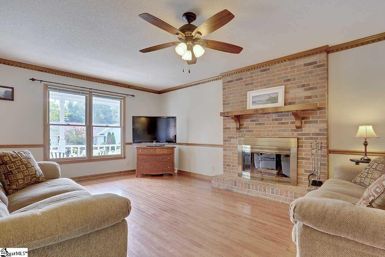 4 Pine Gate Court Greenville, SC 29607 - Photo 21 of 35 Gallery Image 21