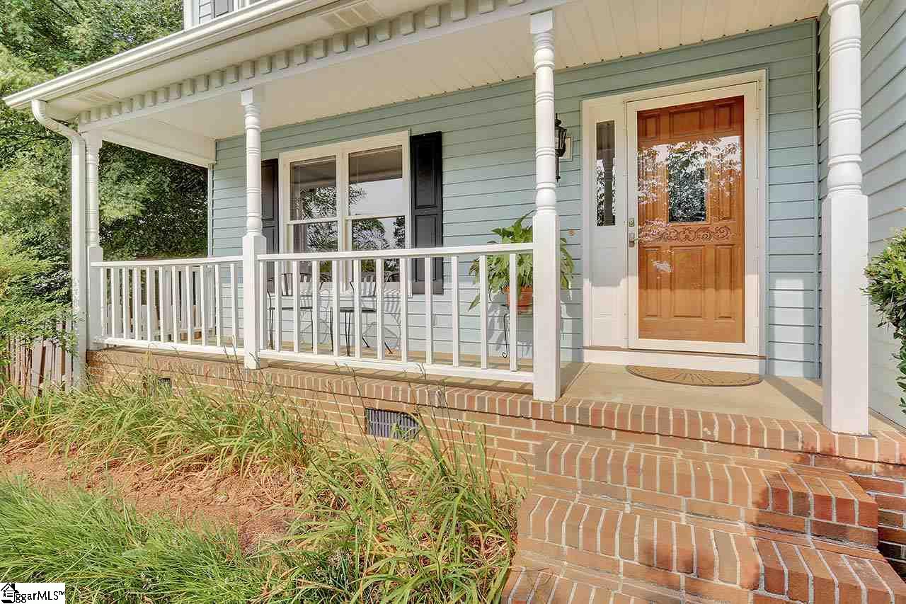 4 Pine Gate Court Greenville, SC 29607 - Photo 4 of 35 Gallery Image 4