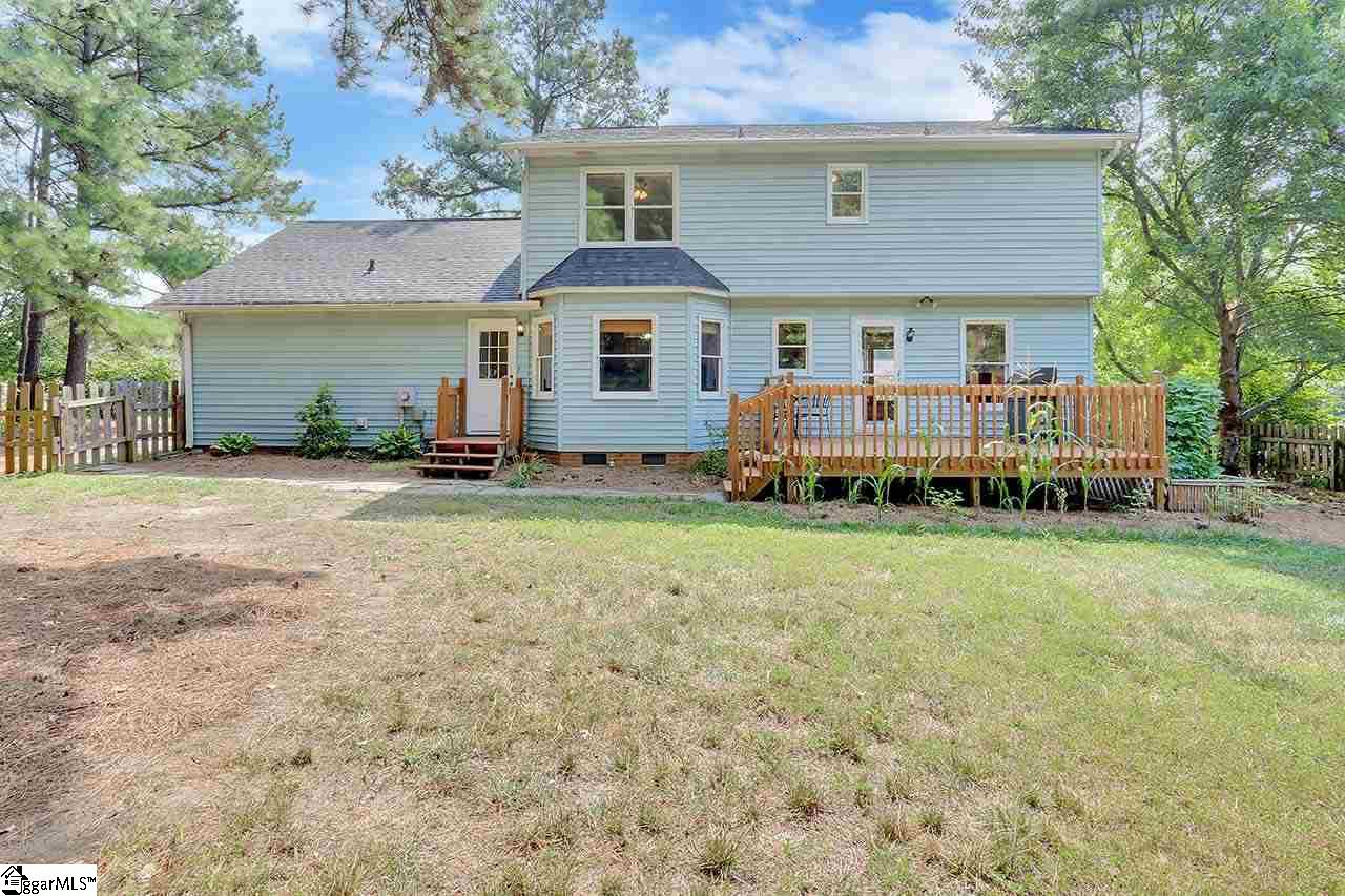 4 Pine Gate Court Greenville, SC 29607 - Photo 7 of 35 Gallery Image 7