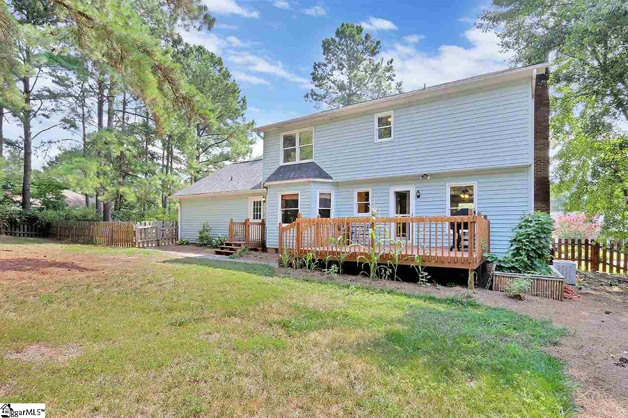 4 Pine Gate Court Greenville, SC 29607 - Photo 9 of 35 Gallery Image 9