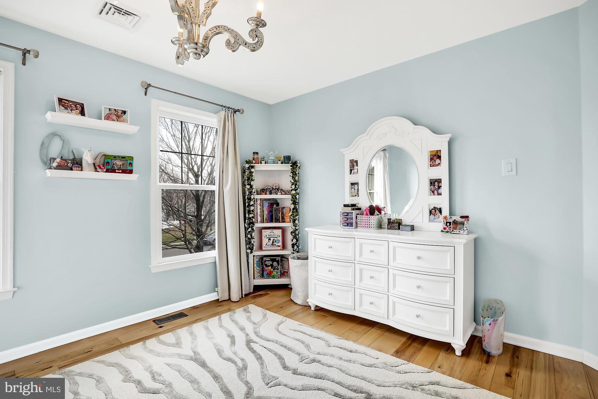 893 Slate Hill Road Yardley, PA 19067 - Photo 26 of 36 Gallery Image 26