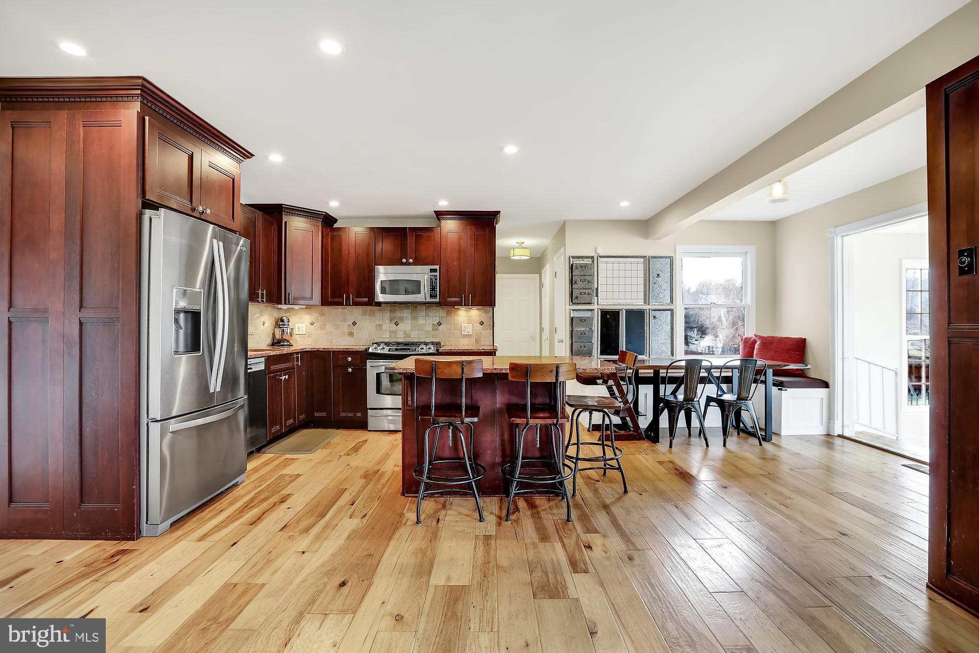 893 Slate Hill Road Yardley, PA 19067 - Photo 7 of 36 Gallery Image 7