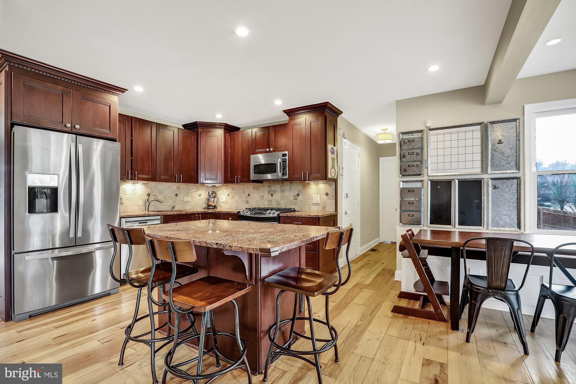 893 Slate Hill Road Yardley, PA 19067 - Photo 8 of 36 Gallery Image 8
