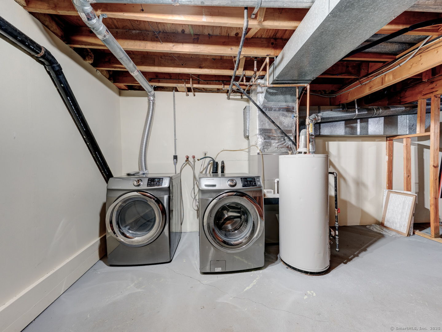 122 Cottonwood Road, Unit 122 Newington, CT 06111 - Photo 25 of 31 a utility room with dryer and washer