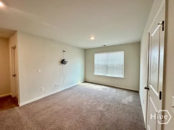 $2,950 | 426 Hogan Drive, Richmond Hill, GA 31324