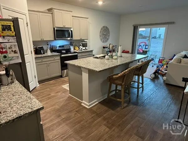 $2,950 | 426 Hogan Drive, Richmond Hill, GA 31324