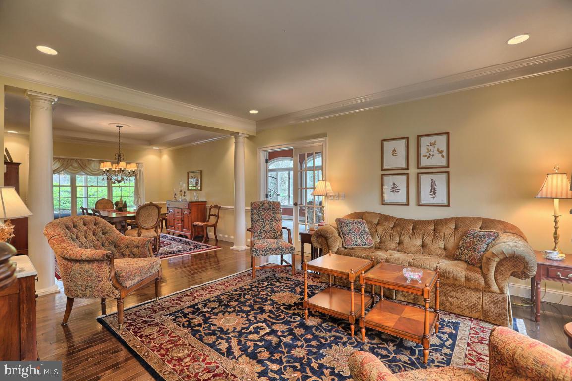 4 South Oak Street Lititz, PA 17543 - Photo 13 of 52 Gallery Image 13