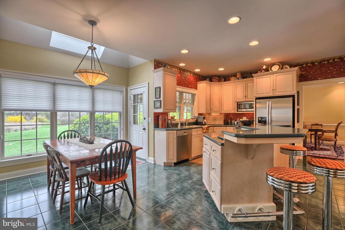4 South Oak Street Lititz, PA 17543 - Photo 25 of 52 Gallery Image 25