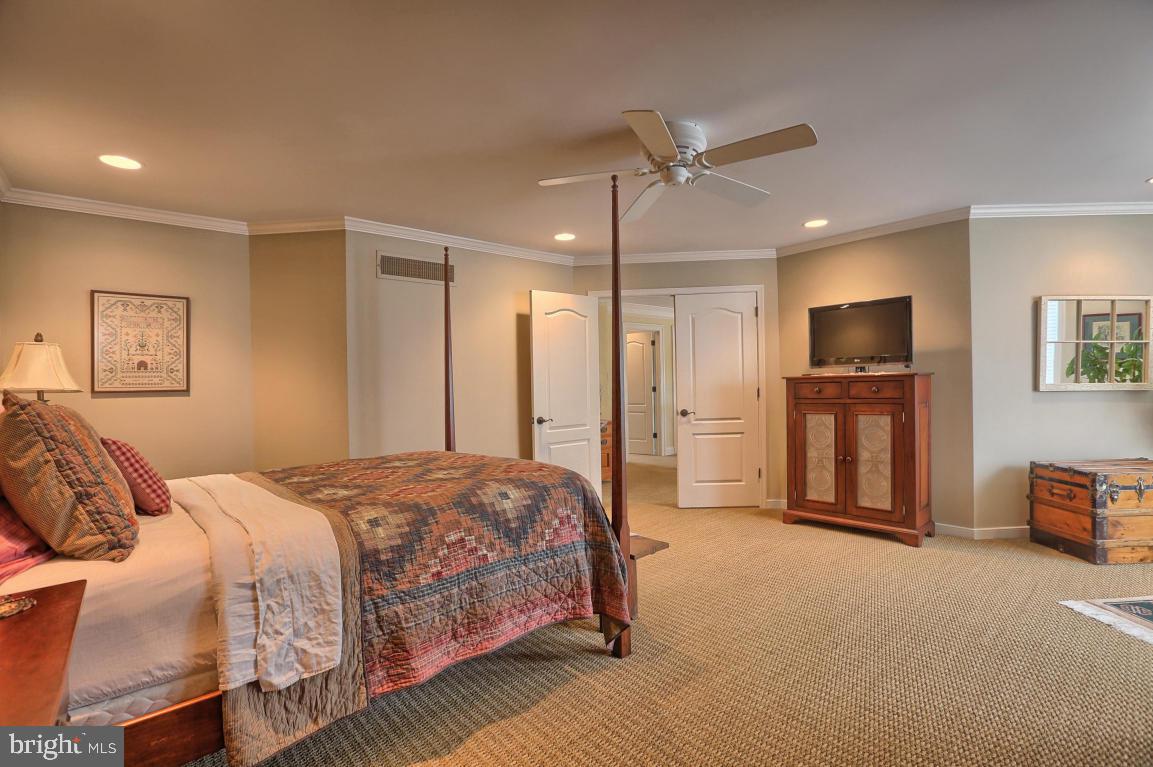 4 South Oak Street Lititz, PA 17543 - Photo 36 of 52 Gallery Image 36