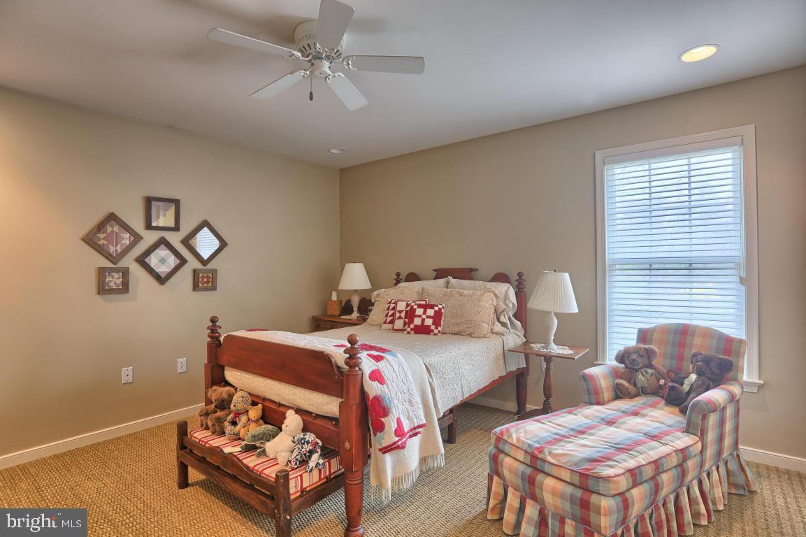 4 South Oak Street Lititz, PA 17543 - Photo 37 of 52 Gallery Image 37
