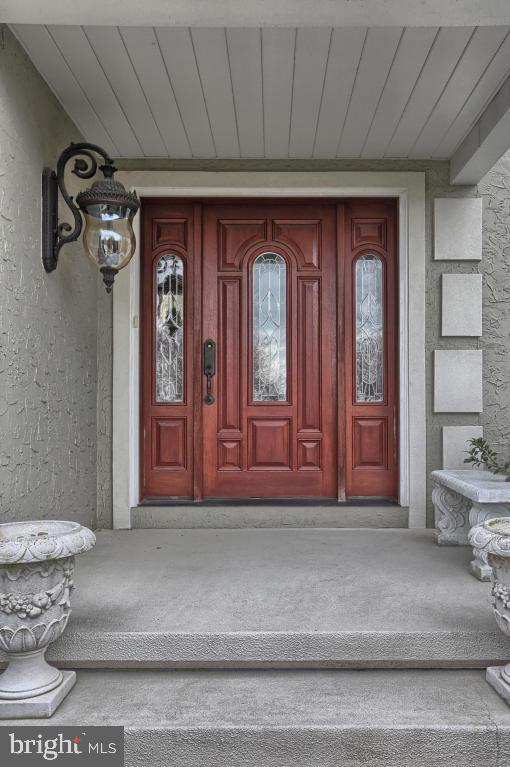4 South Oak Street Lititz, PA 17543 - Photo 5 of 52 Gallery Image 5
