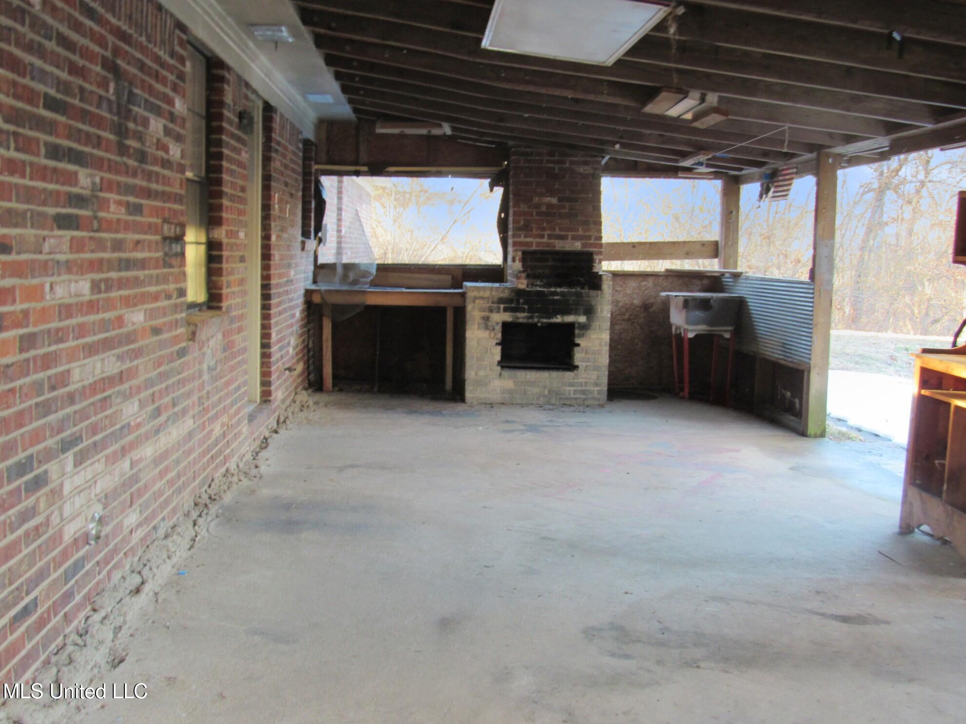 475 Truslow Road Sarah, MS 38665 - Photo 17 of 17 IMG_3329