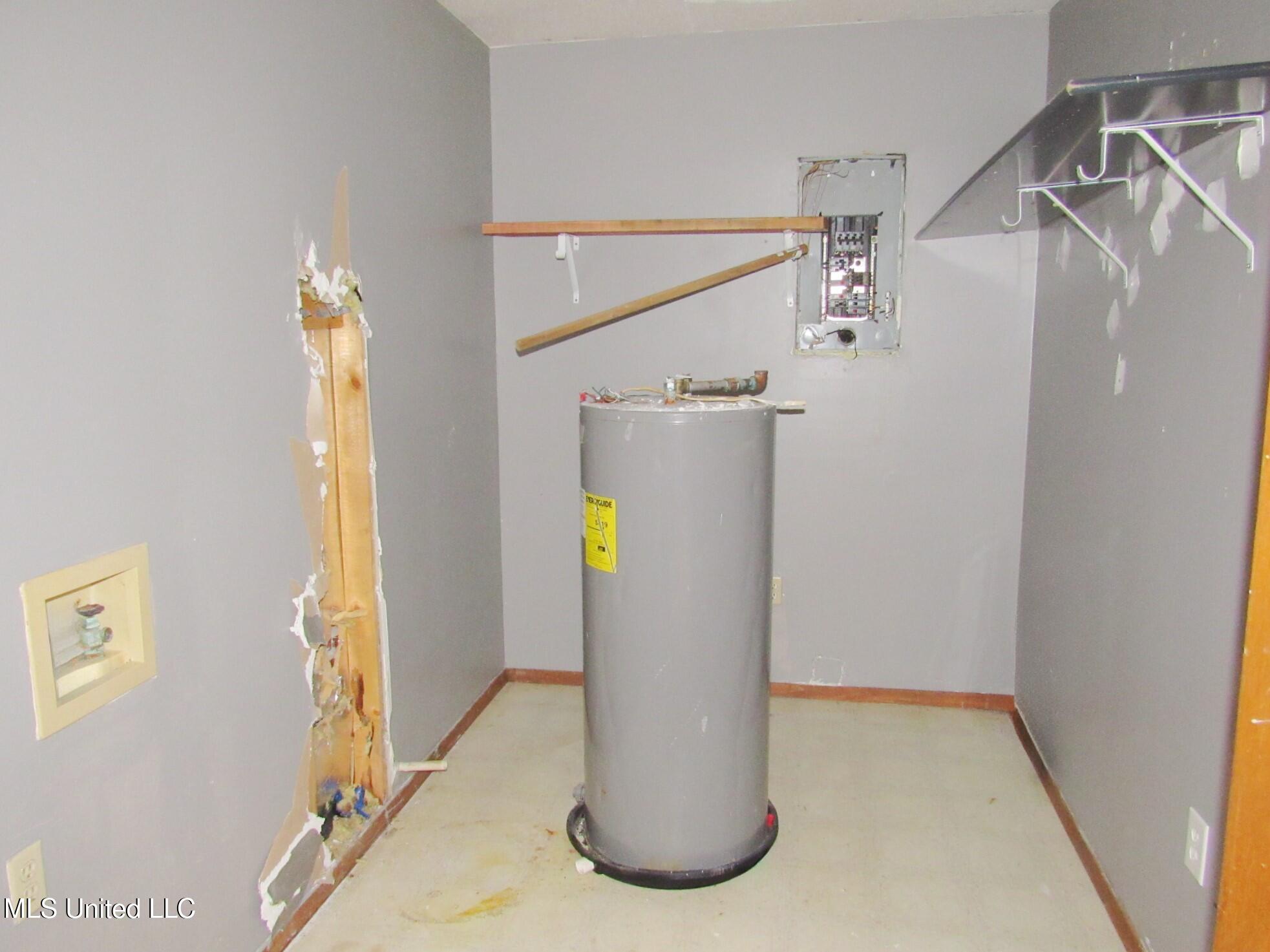 475 Truslow Road Sarah, MS 38665 - Photo 7 of 17 IMG_3315