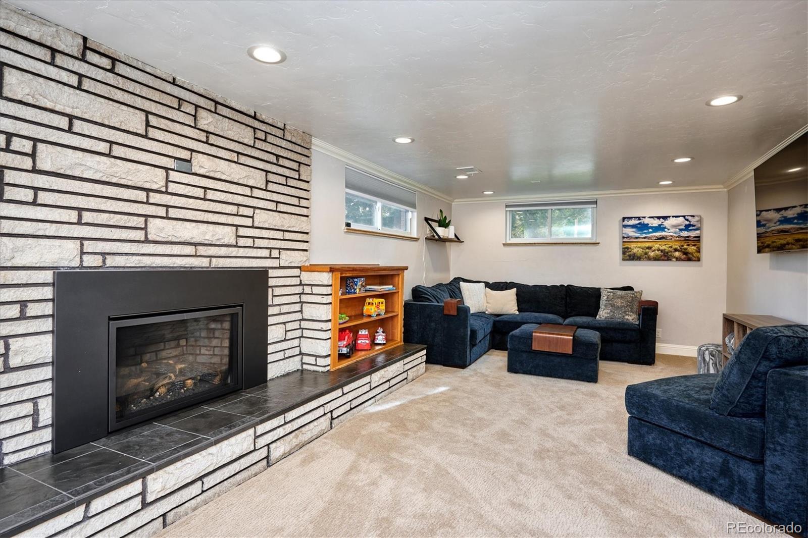 2745 Heather Road Golden, CO 80401 - Photo 15 of 34 Gallery Image 15