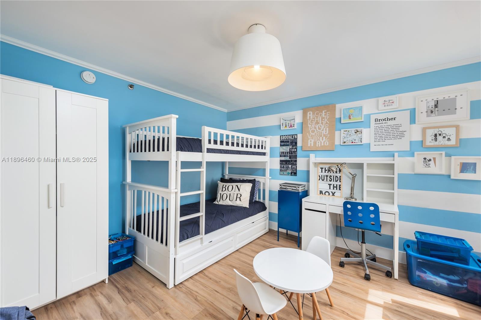 650 Ocean Drive, Unit 10E Key Biscayne, FL 33149 - Photo 8 of 20 a bedroom with furniture and a window