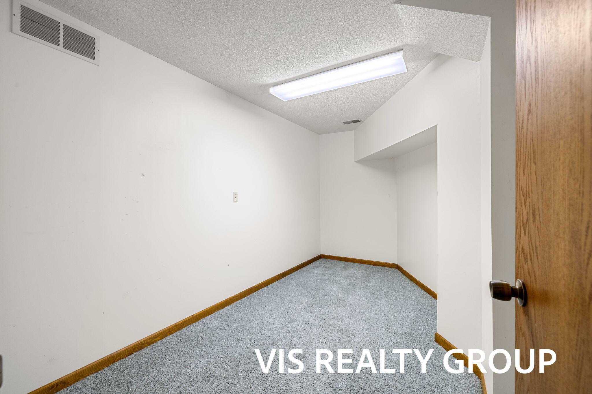 4275 Ford Road Muskegon, MI 49445 - Photo 53 of 67 63-web-or-mls-2R9A2764