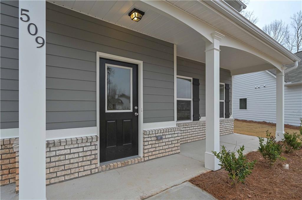 442 The Boulevard Newnan, GA 30263 - Photo 12 of 46