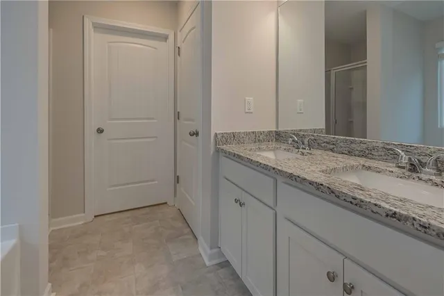 a bathroom with a bathtub