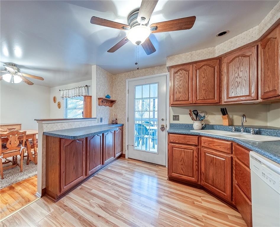 5089 West Harbison Road Pittsburgh, PA 15276 - Photo 11 of 32