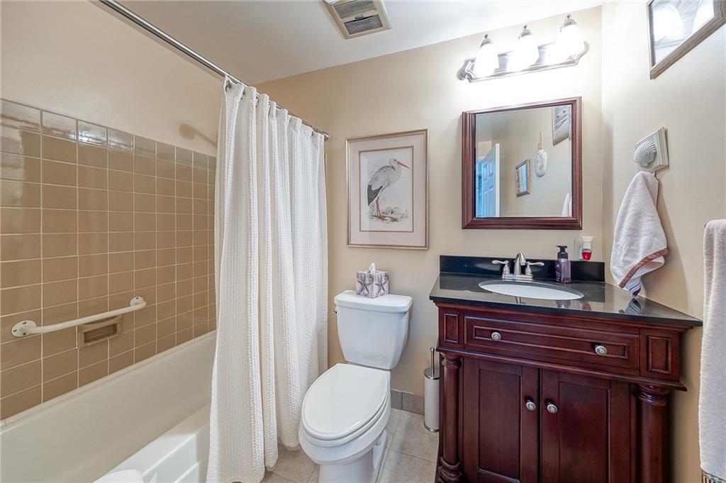 5089 West Harbison Road Pittsburgh, PA 15276 - Photo 20 of 32 Main Floor Hall Bath