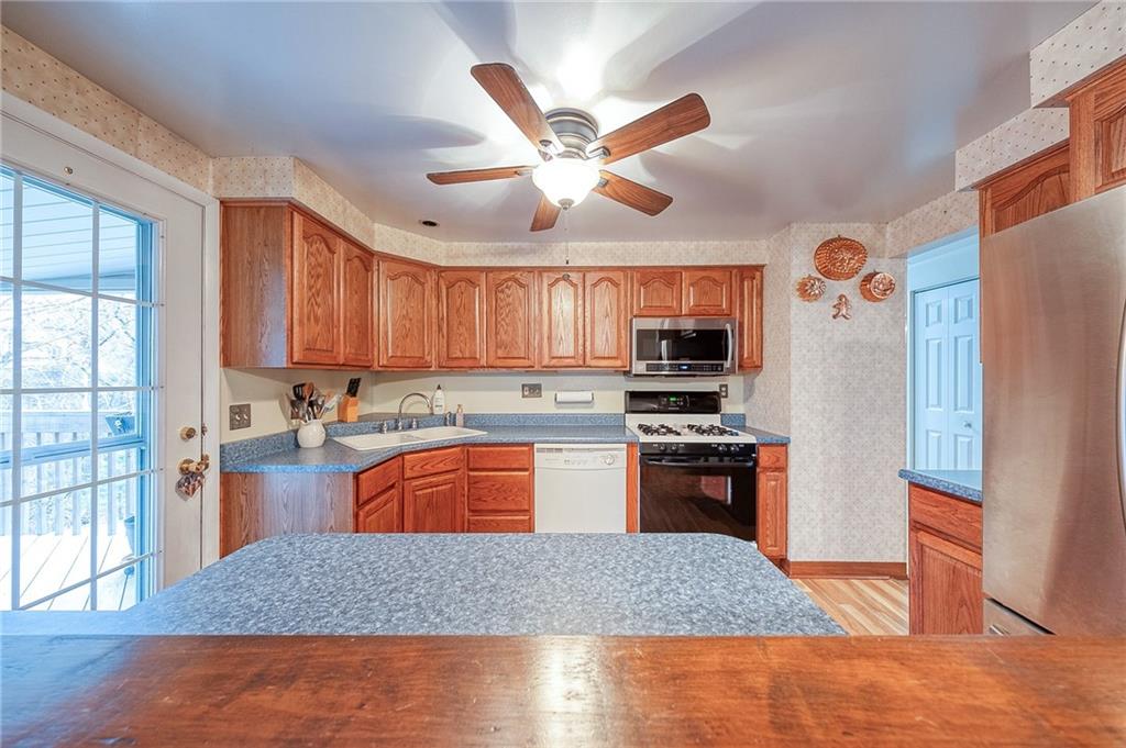 5089 West Harbison Road Pittsburgh, PA 15276 - Photo 9 of 32