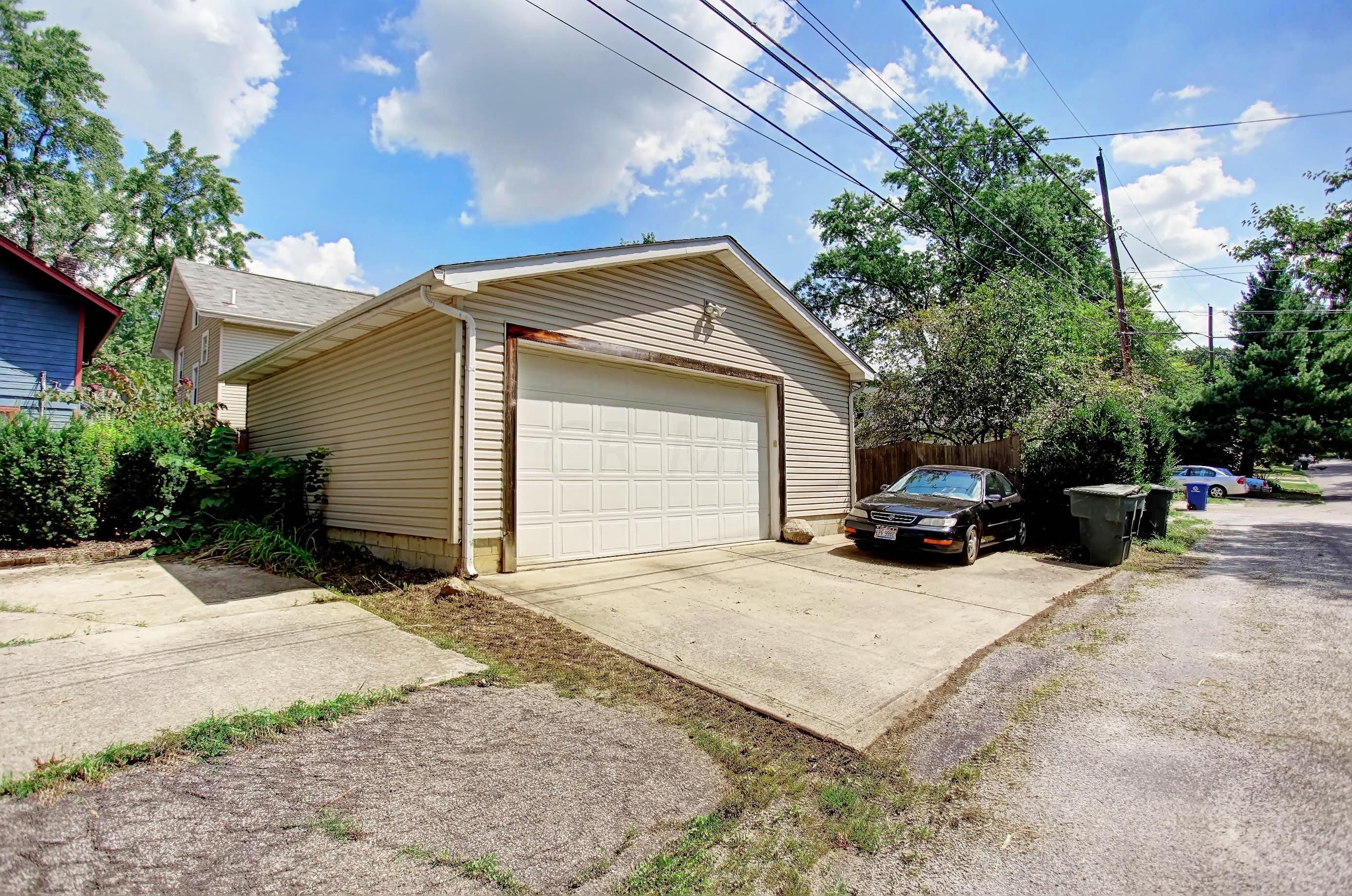 145 East Pacemont Road Columbus, OH 43202 - Photo 36 of 37