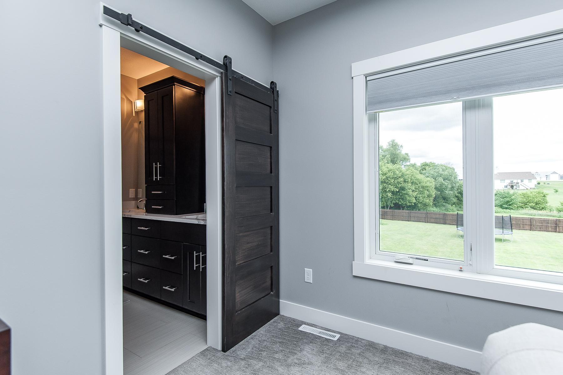 5722 Cambridge Hill Road Southeast Rochester, MN 55904 - Photo 18 of 49 Gallery Image 18