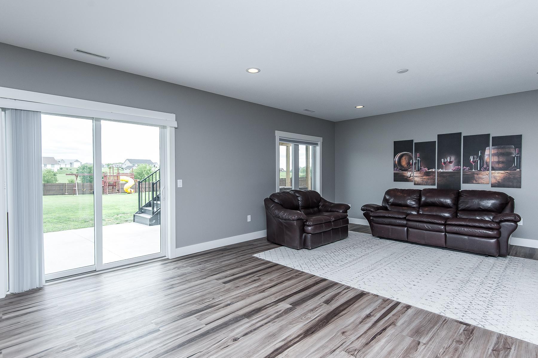 5722 Cambridge Hill Road Southeast Rochester, MN 55904 - Photo 31 of 49 Gallery Image 31