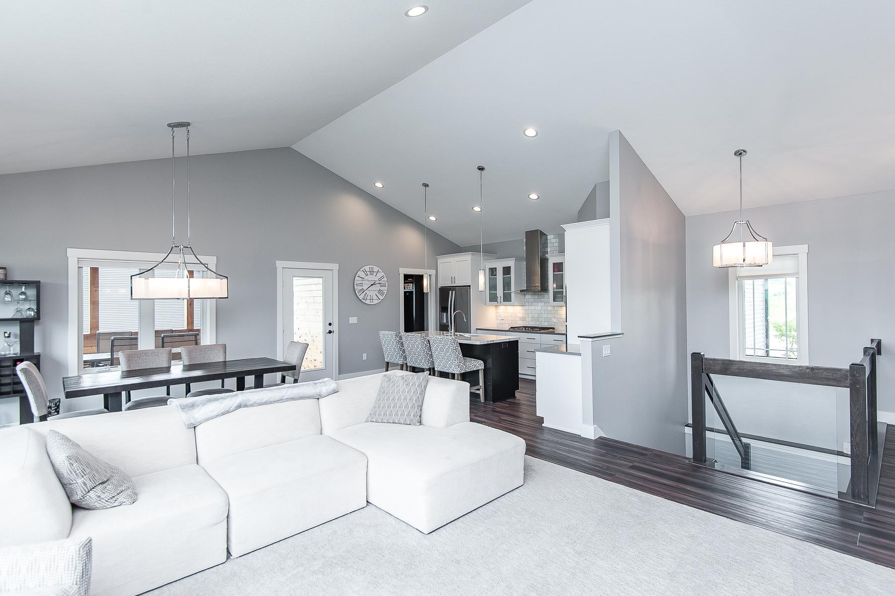 5722 Cambridge Hill Road Southeast Rochester, MN 55904 - Photo 6 of 49 Gallery Image 6
