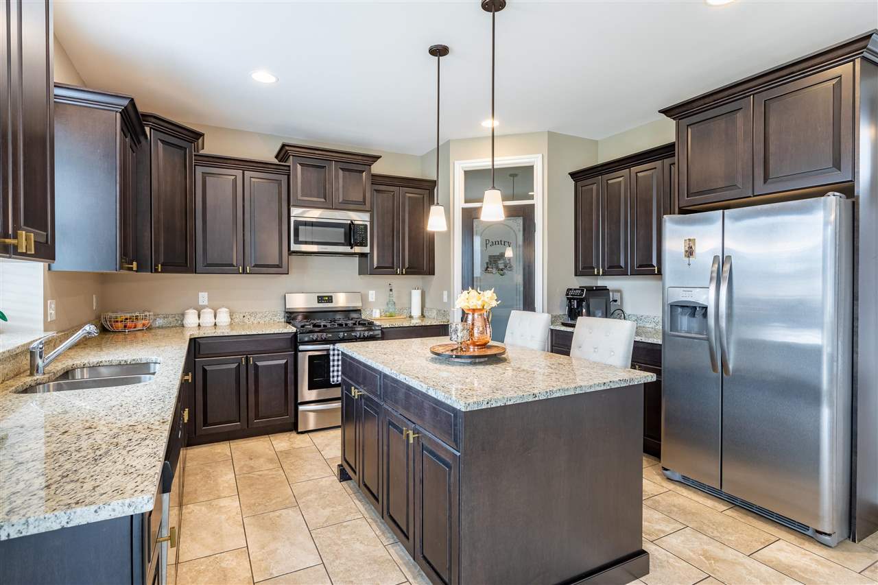 21948 Rio Grande Drive Macomb, MI 48044 - Photo 3 of 27 50071980-3.JPG
