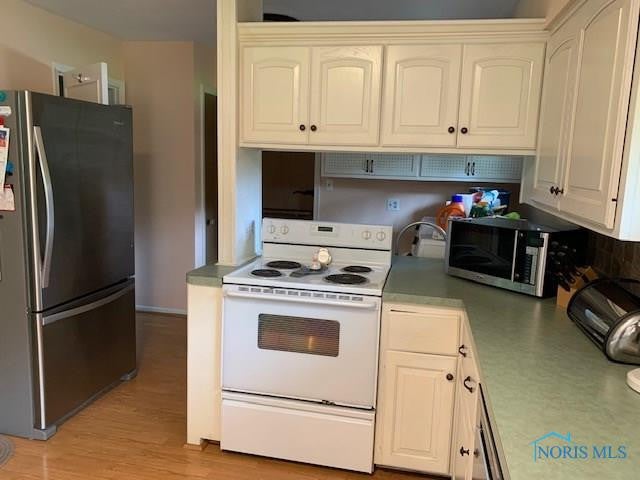 4804 Brookhurst Road Sylvania, OH 43560 - Photo 2 of 15 Gallery Image 2