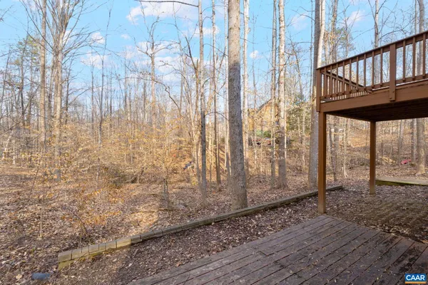 $374,900 | 11 Holly Circle, Palmyra, VA 22963